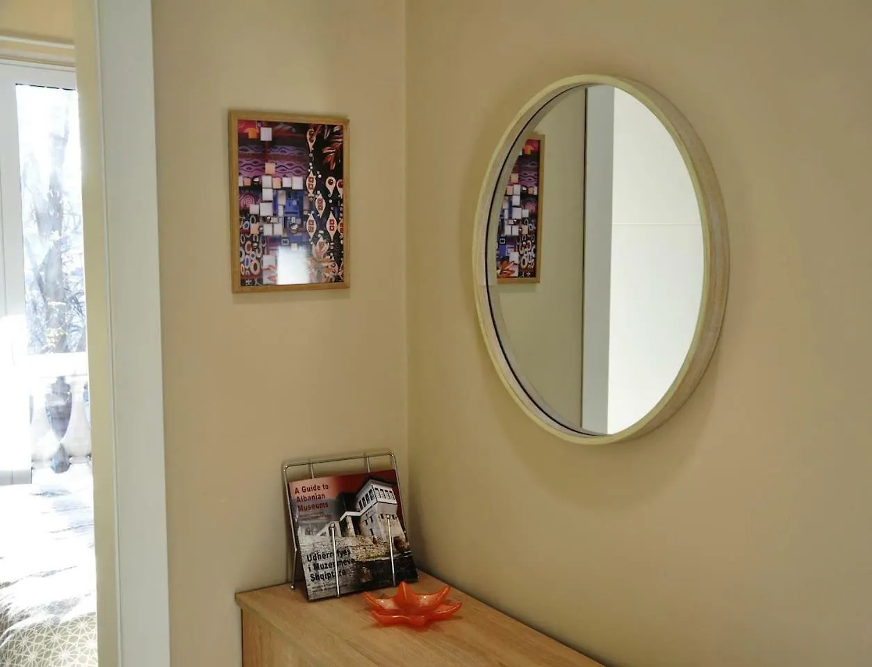 Apartament 2V1 - Blloku Mac Tirana
