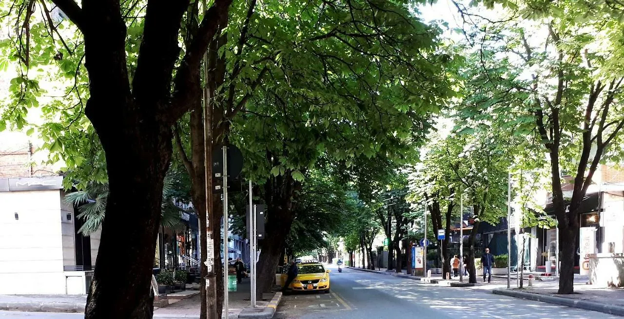 Apartament 2V1 - Blloku Mac Tirana Albania